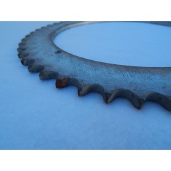 Couronne de Roue Arrière 52 Dents BSA B50 B25 C25 Triumph T25 avec Moyeu Conique