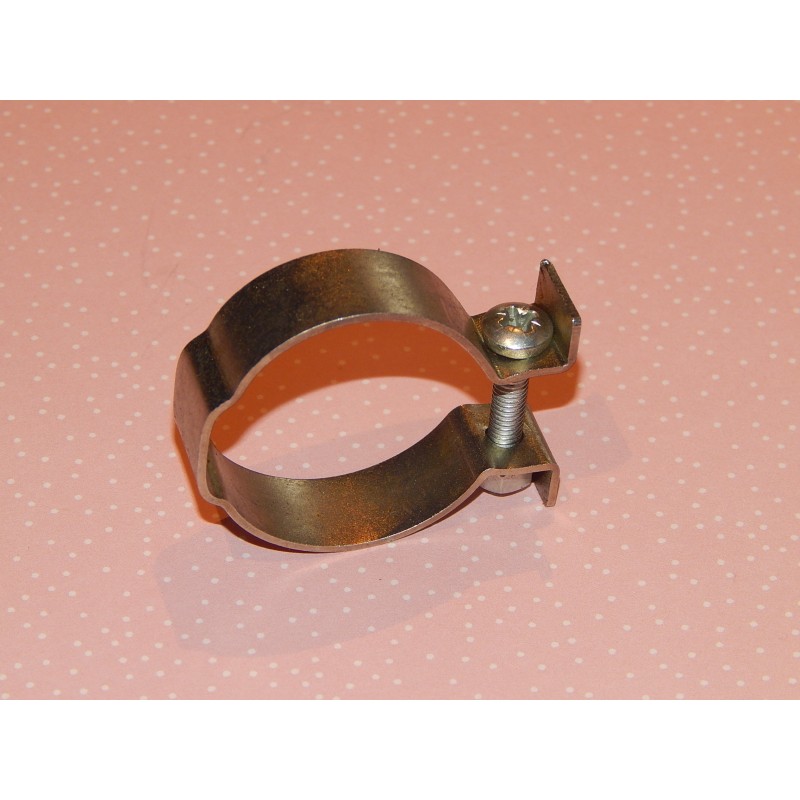 Collier pour Protection d'Échappement Triumph TR6C et T100C (1966-68)