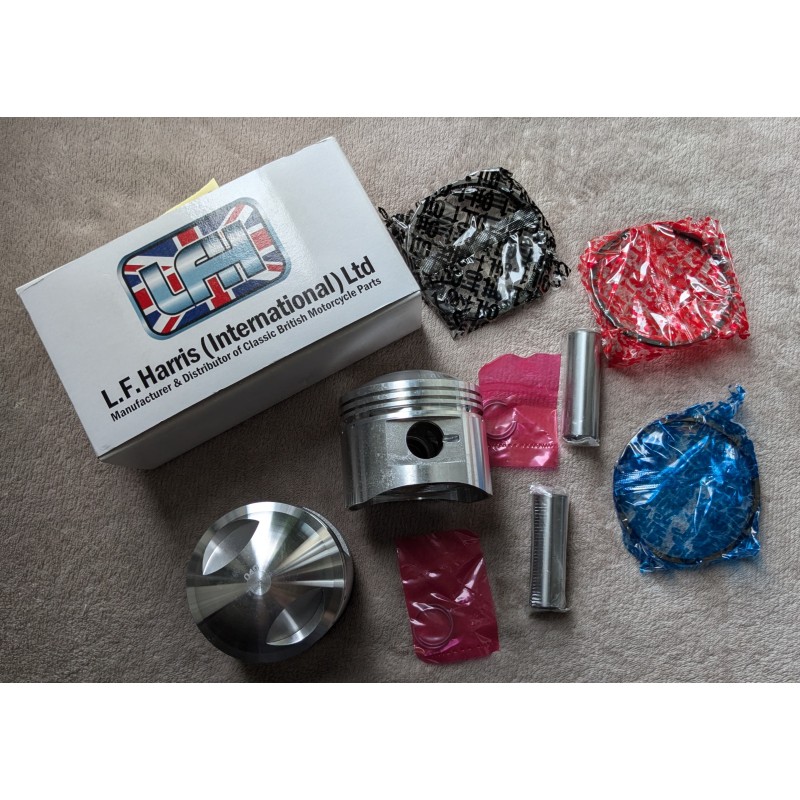 Jeu de Pistons Complet avec Segments et Axes Triumph T140  76mm + 0.040