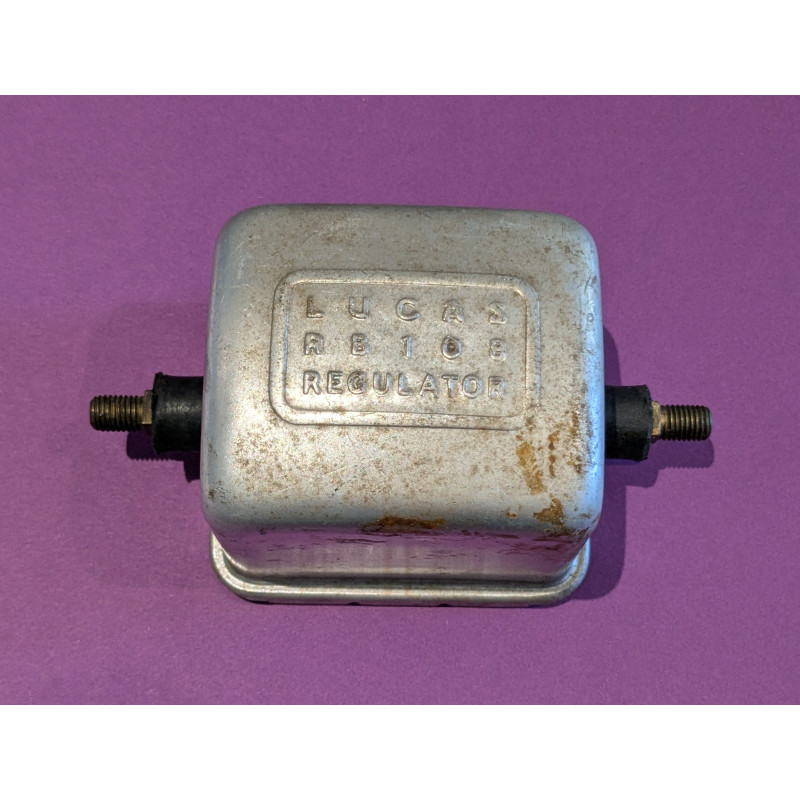 Couvercle pour Régulateur type Lucas RB108 Neuf d'Époque