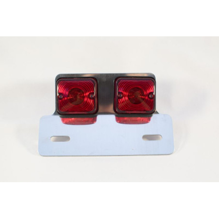 Feu Arrière Double, Cabochons Carrés, Support en Alu