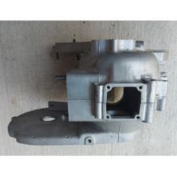 Une Paire de Carters de Moteur BSA A7 avec cadre Coulissant