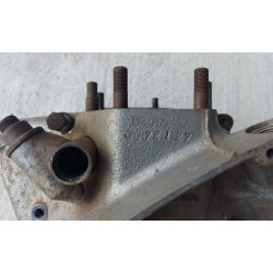 Une Paire de Carters de Moteur Triumph T120R de 1968