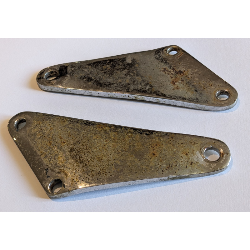 Plaques de Montage Des Cale Pieds Passager Triumph Unit 350cc et 500cc 1961-73