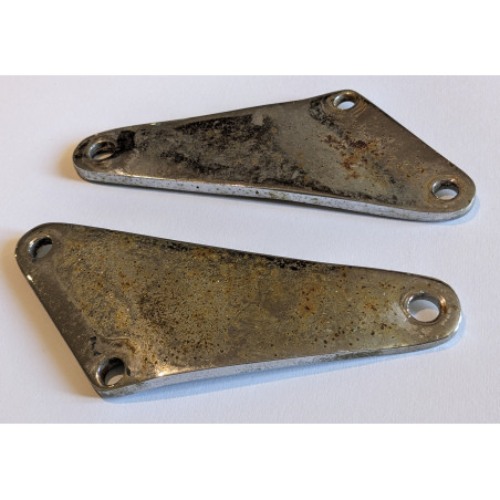 Plaques de Montage Des Cale Pieds Passager Triumph Unit 350cc et 500cc 1961-73