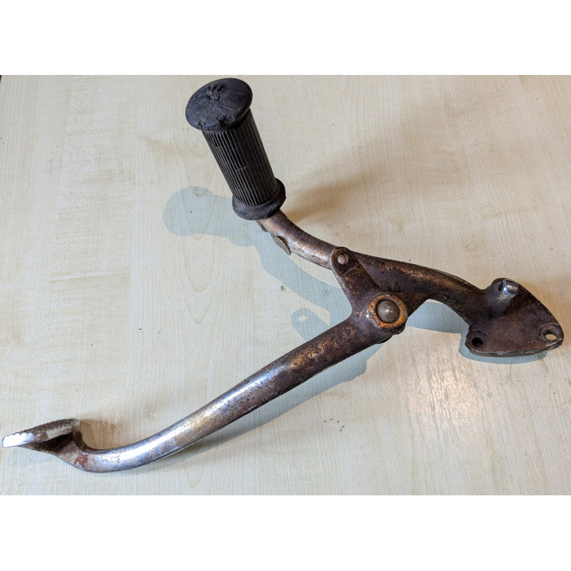 Assemblage de Cale-Pied et Support de Pédale de Frein d'Occasion Norton Commando