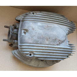 Culasse d'Occasion BSA A65 Thunderbolt Mono-Carbu avec Cache Culbuteur et Pipe d'Admission