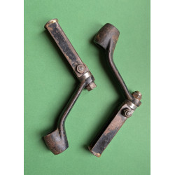 Paire de Cale-Pieds Conducteur Pliant d'Occasion BSA B44 Victor et Triumph TR25W 1968-69