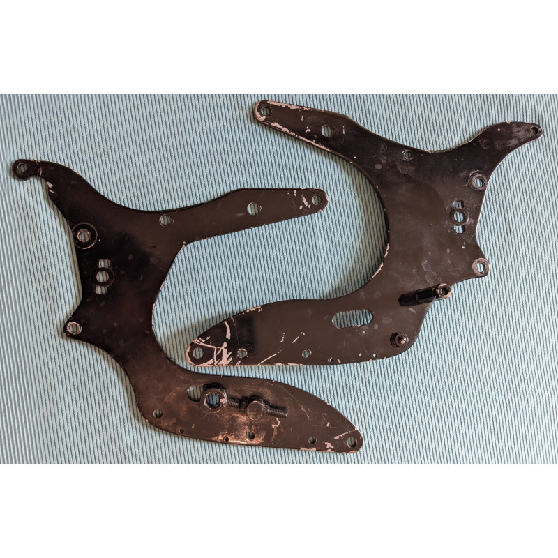 Paire de Plaques de Montage de Moteur et Boite de Vitesse d'Occasion Norton Atlas