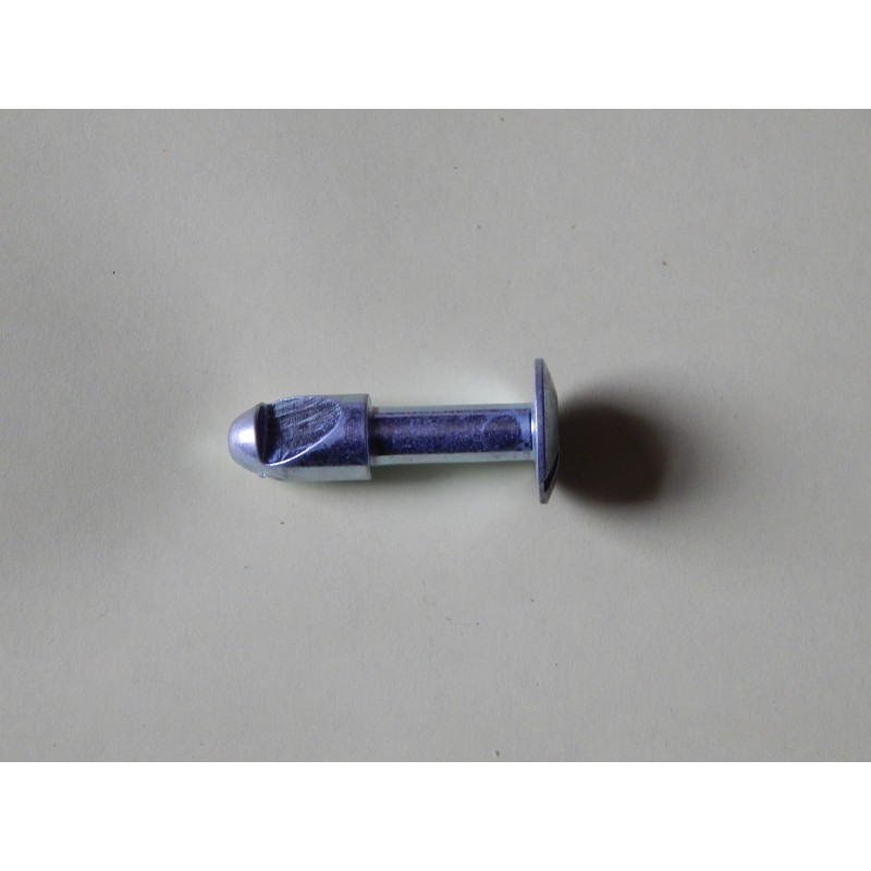 Fixation type Oddie Stud / Dzus type Moyen