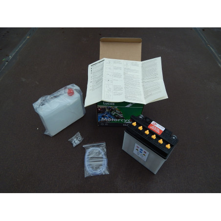 Batterie 12V de Marque Lucas, modèle  LYB9B